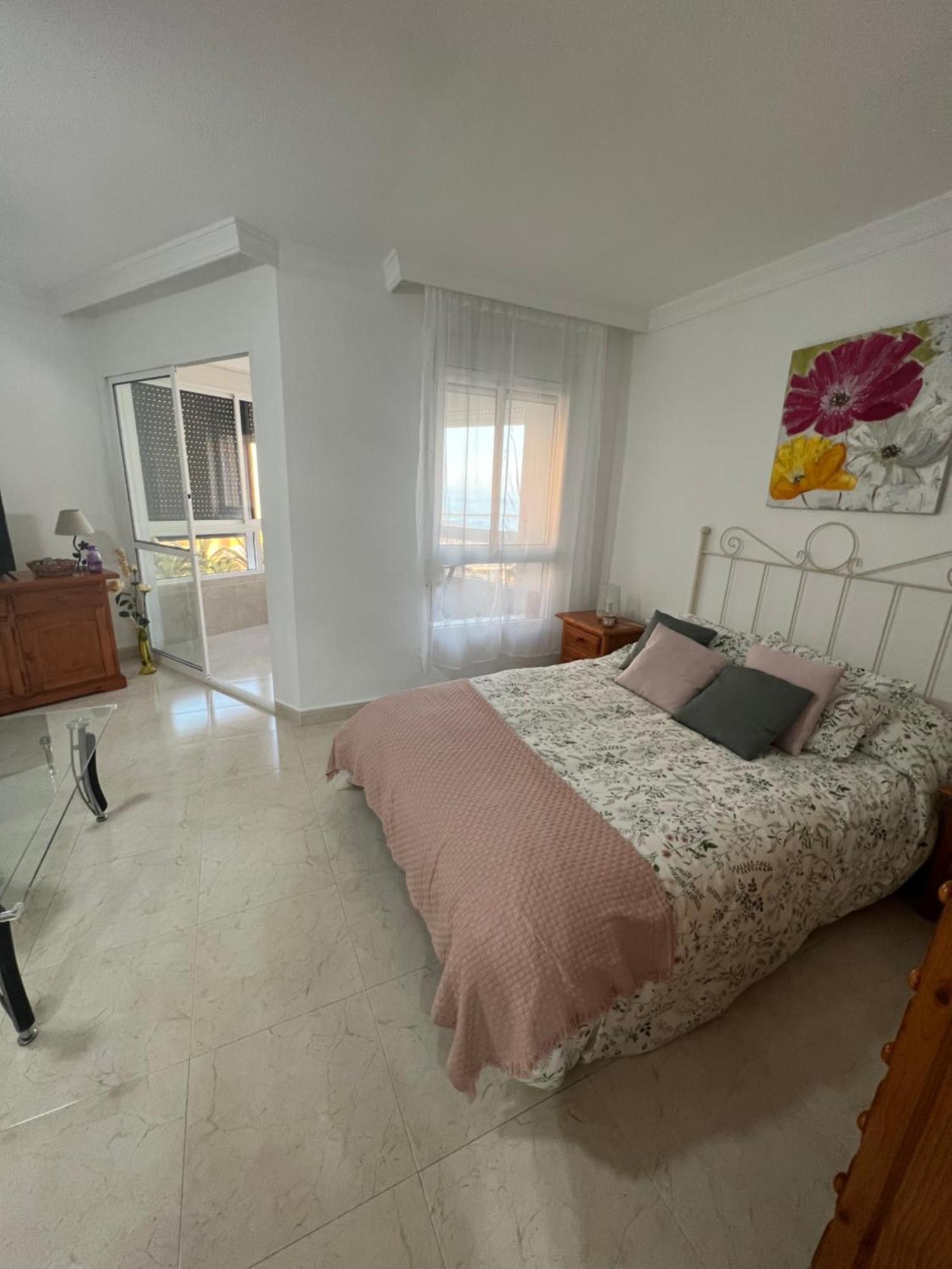 Estudio Mar En Calma, Primera Linea De Playa Con Vistas Al Mar Torrox Exterior photo